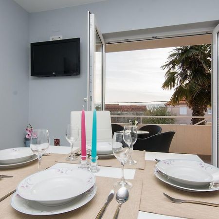 טוראני Apartments Mate מראה חיצוני תמונה