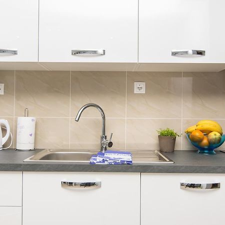 טוראני Apartments Mate מראה חיצוני תמונה