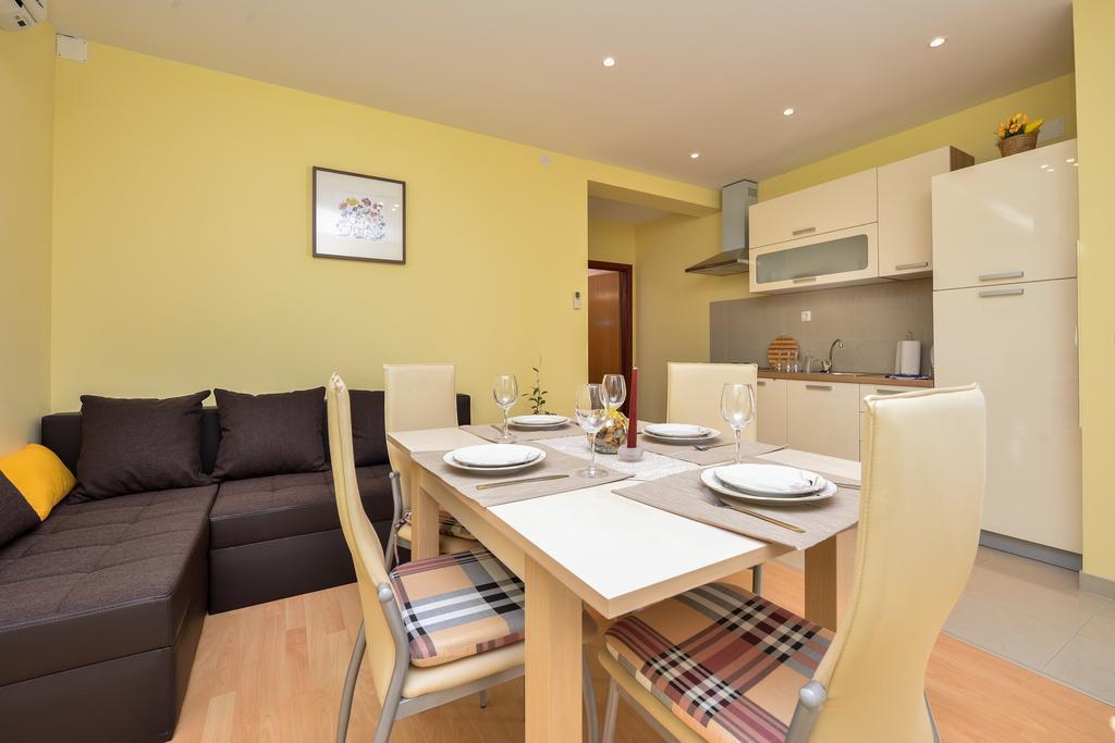 טוראני Apartments Mate מראה חיצוני תמונה