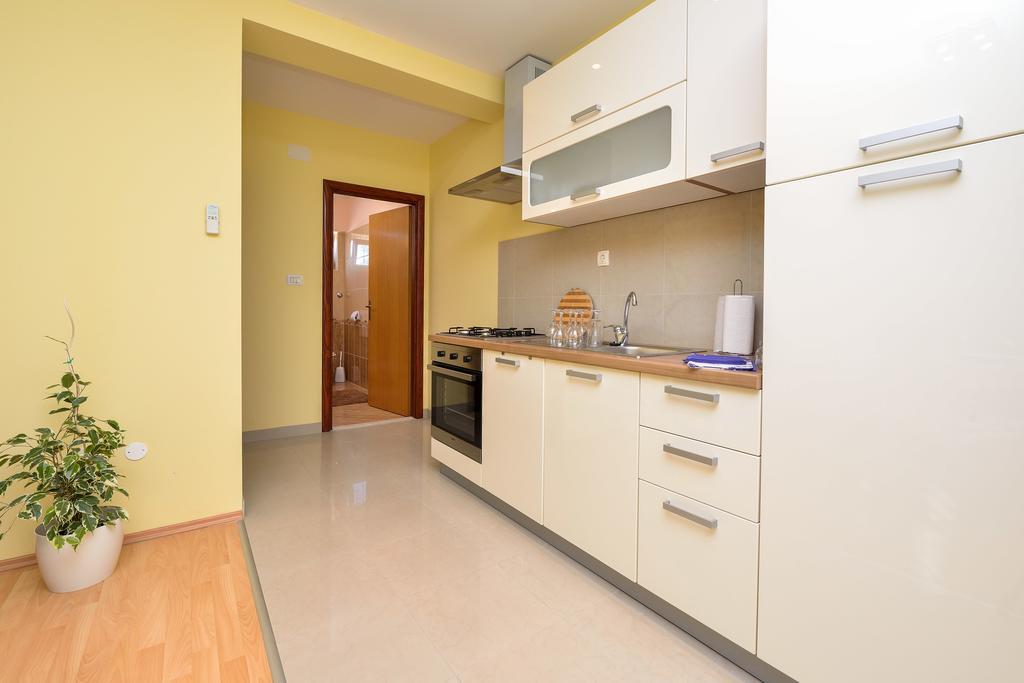 טוראני Apartments Mate מראה חיצוני תמונה
