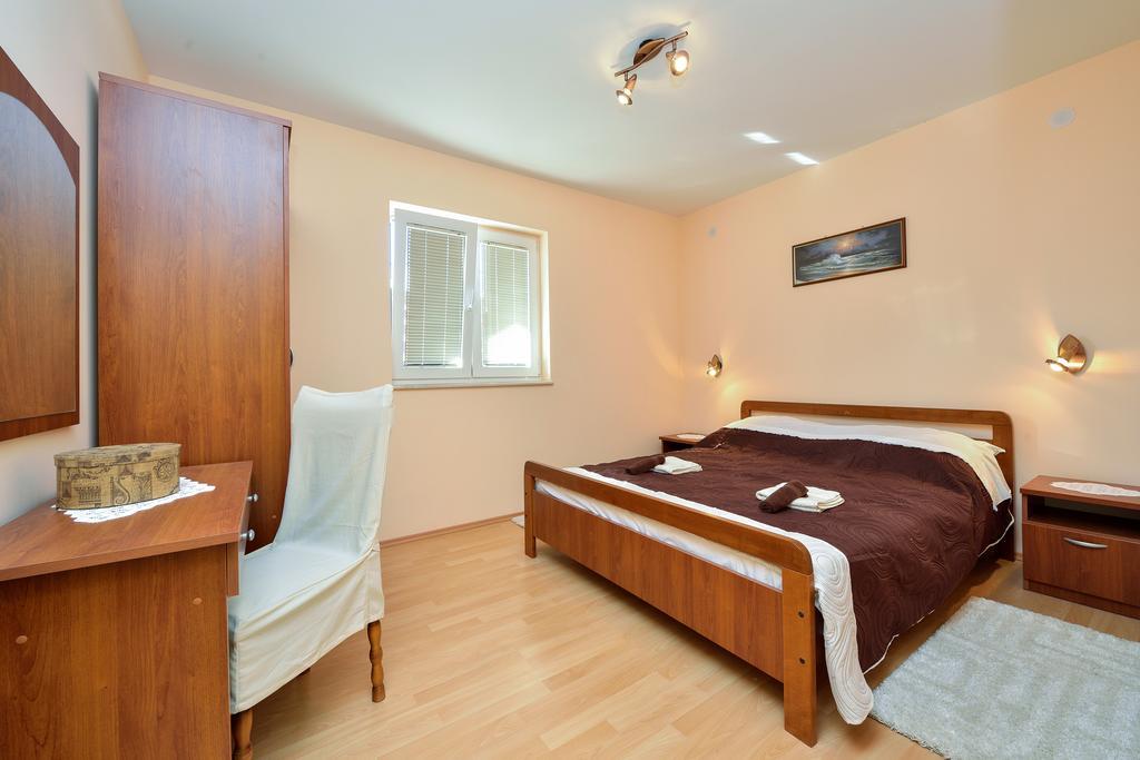 טוראני Apartments Mate מראה חיצוני תמונה
