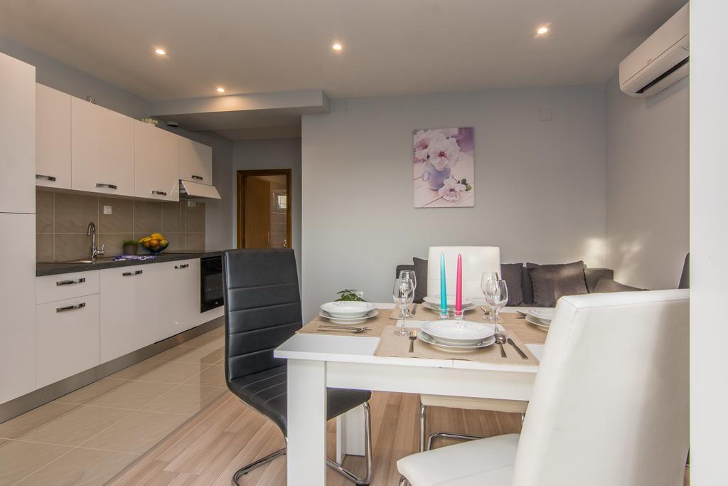 טוראני Apartments Mate מראה חיצוני תמונה